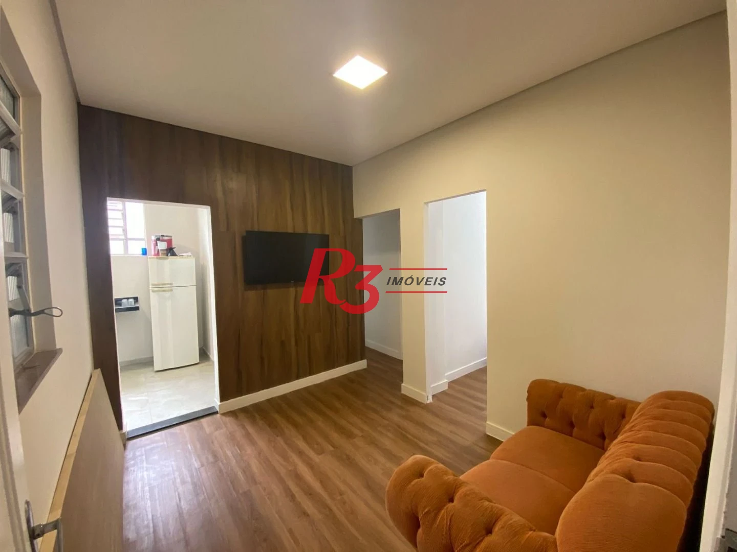 Apartamento com 2 dormitórios à venda, 55 m² por R$ 410.000,00 - Embaré - Santos/SP