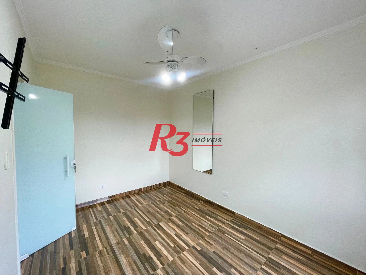 Apartamento à venda, 56 m² por R$ 370.000,00 - Marapé - Santos/SP