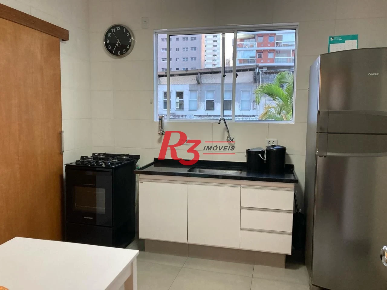 Apartamento com 3 dormitórios à venda, 110 m² por R$ 740.000,00 - Boqueirão - Santos/SP