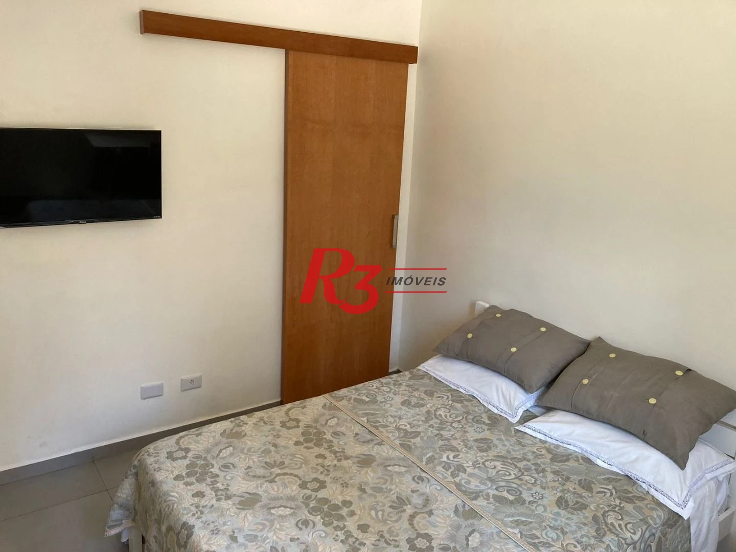 Apartamento com 3 dormitórios à venda, 110 m² por R$ 740.000,00 - Boqueirão - Santos/SP