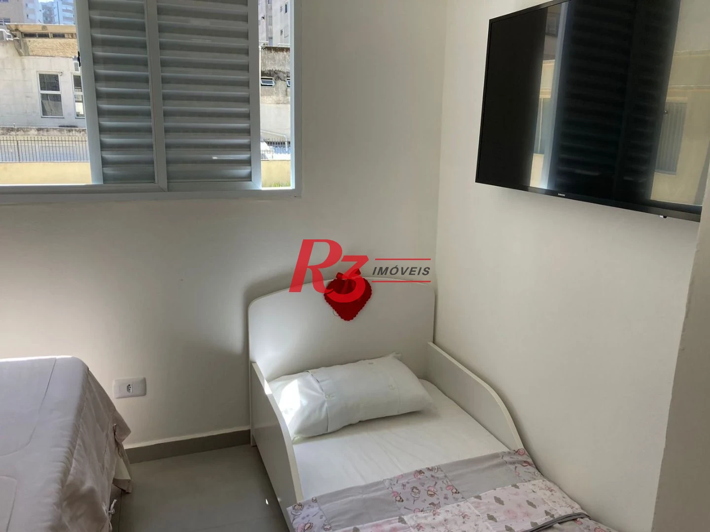 Apartamento com 3 dormitórios à venda, 110 m² por R$ 740.000,00 - Boqueirão - Santos/SP