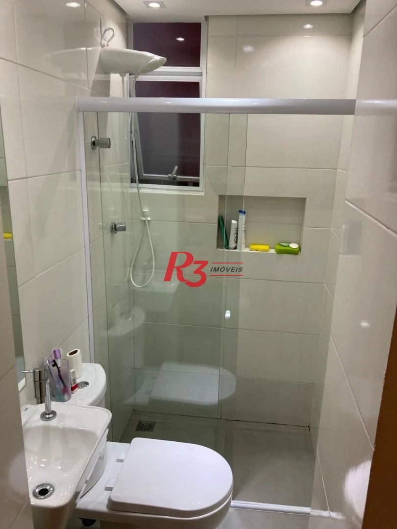 Apartamento com 3 dormitórios à venda, 110 m² por R$ 740.000,00 - Boqueirão - Santos/SP