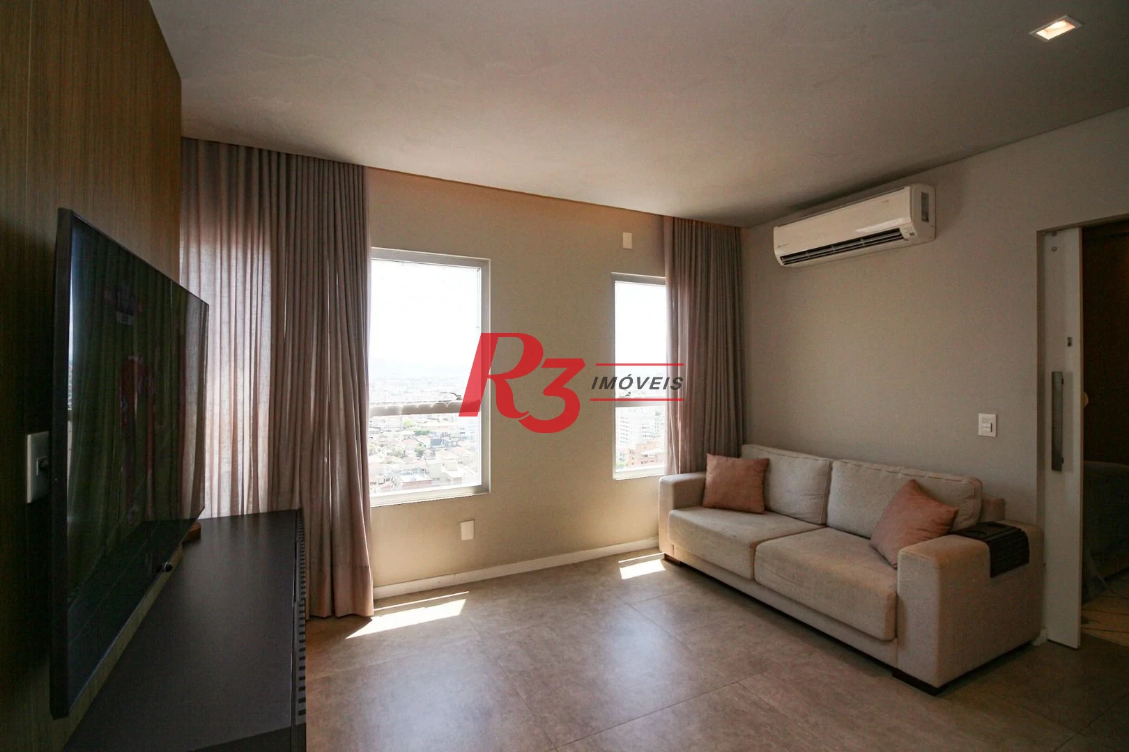 Apartamento à venda, 74 m² por R$ 1.080.000,00 - Embaré - Santos/SP