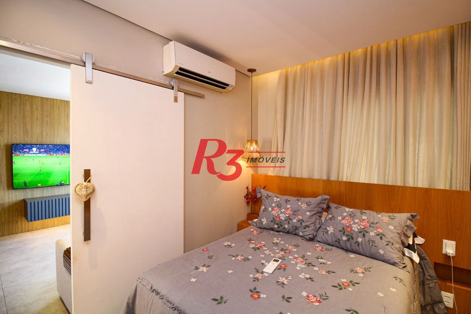 Apartamento à venda, 74 m² por R$ 1.080.000,00 - Embaré - Santos/SP