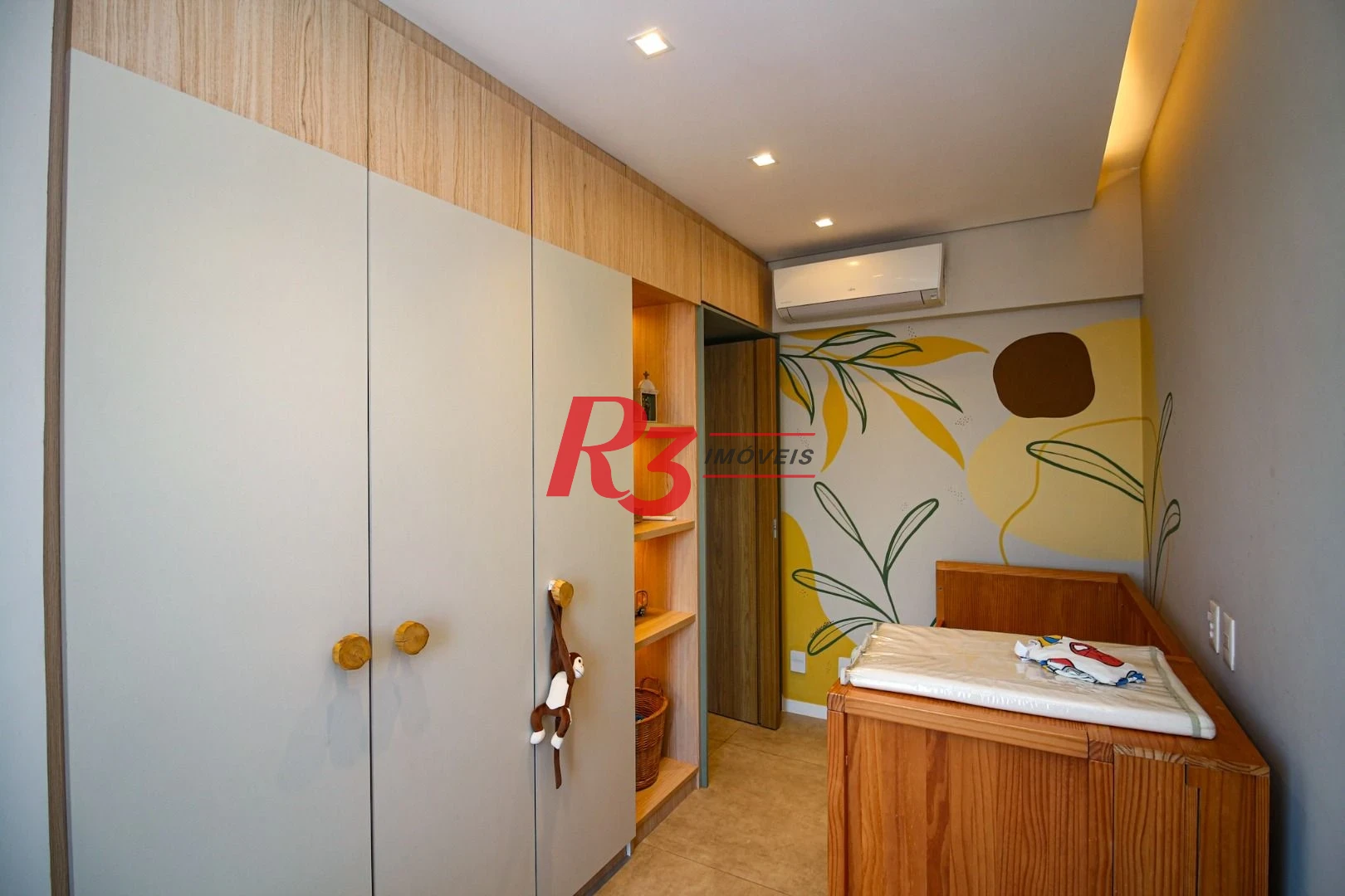 Apartamento à venda, 74 m² por R$ 1.080.000,00 - Embaré - Santos/SP