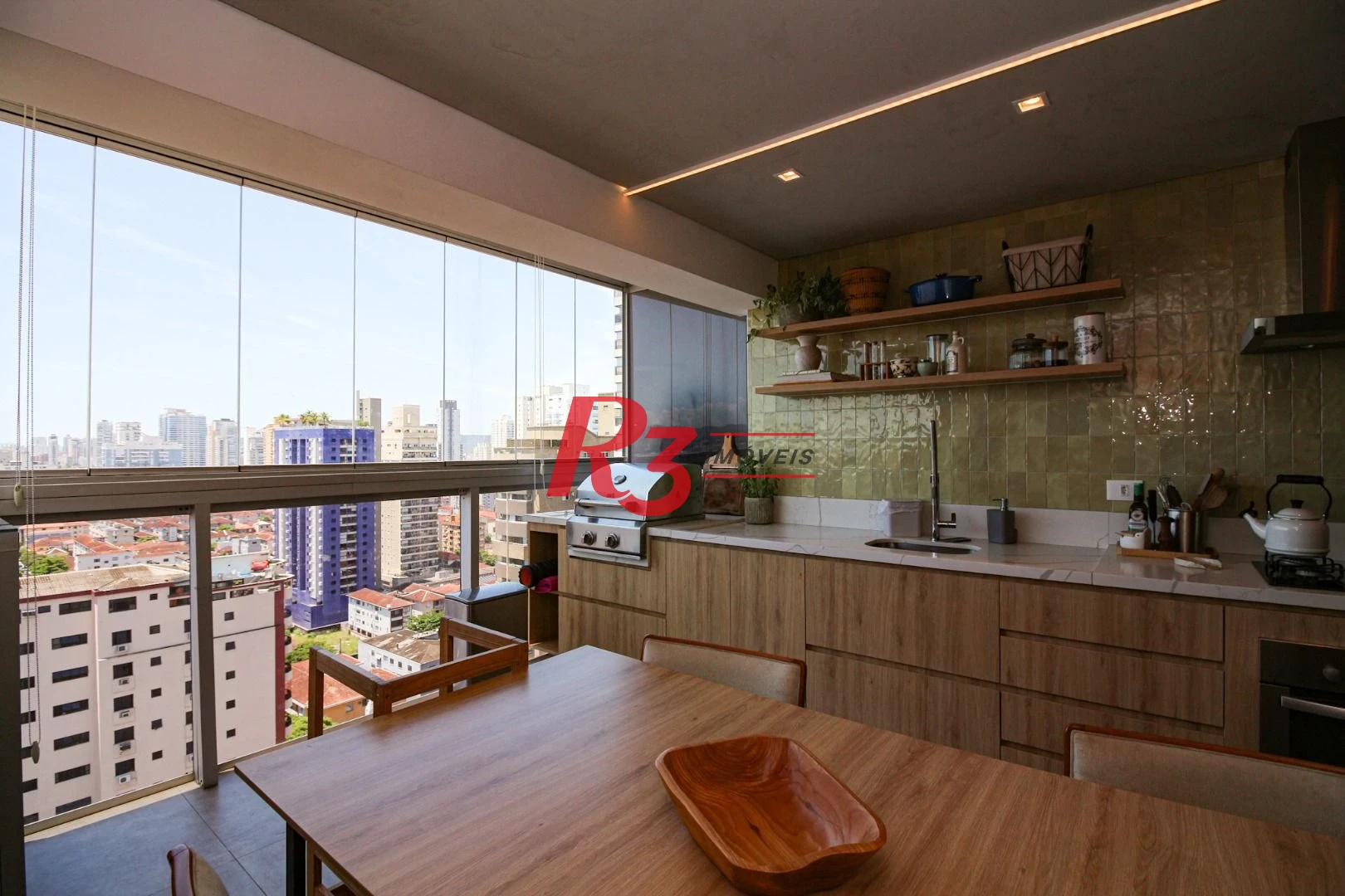Apartamento à venda, 74 m² por R$ 1.080.000,00 - Embaré - Santos/SP