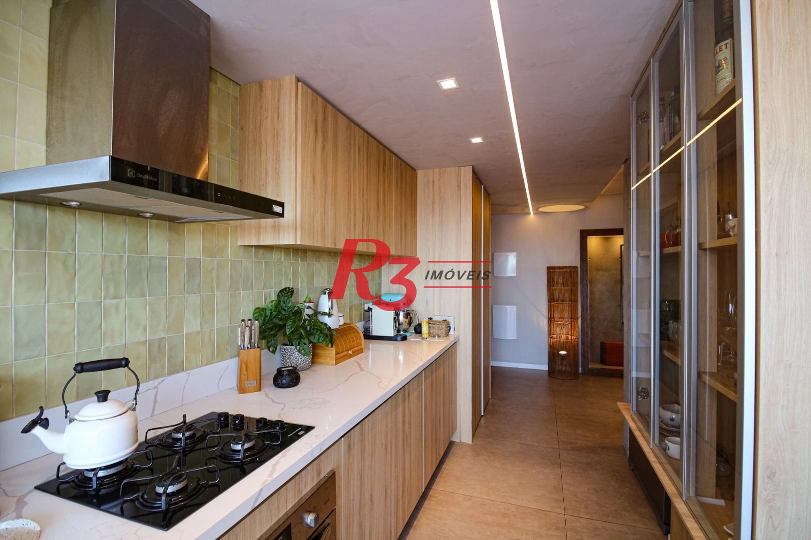 Apartamento à venda, 74 m² por R$ 1.080.000,00 - Embaré - Santos/SP