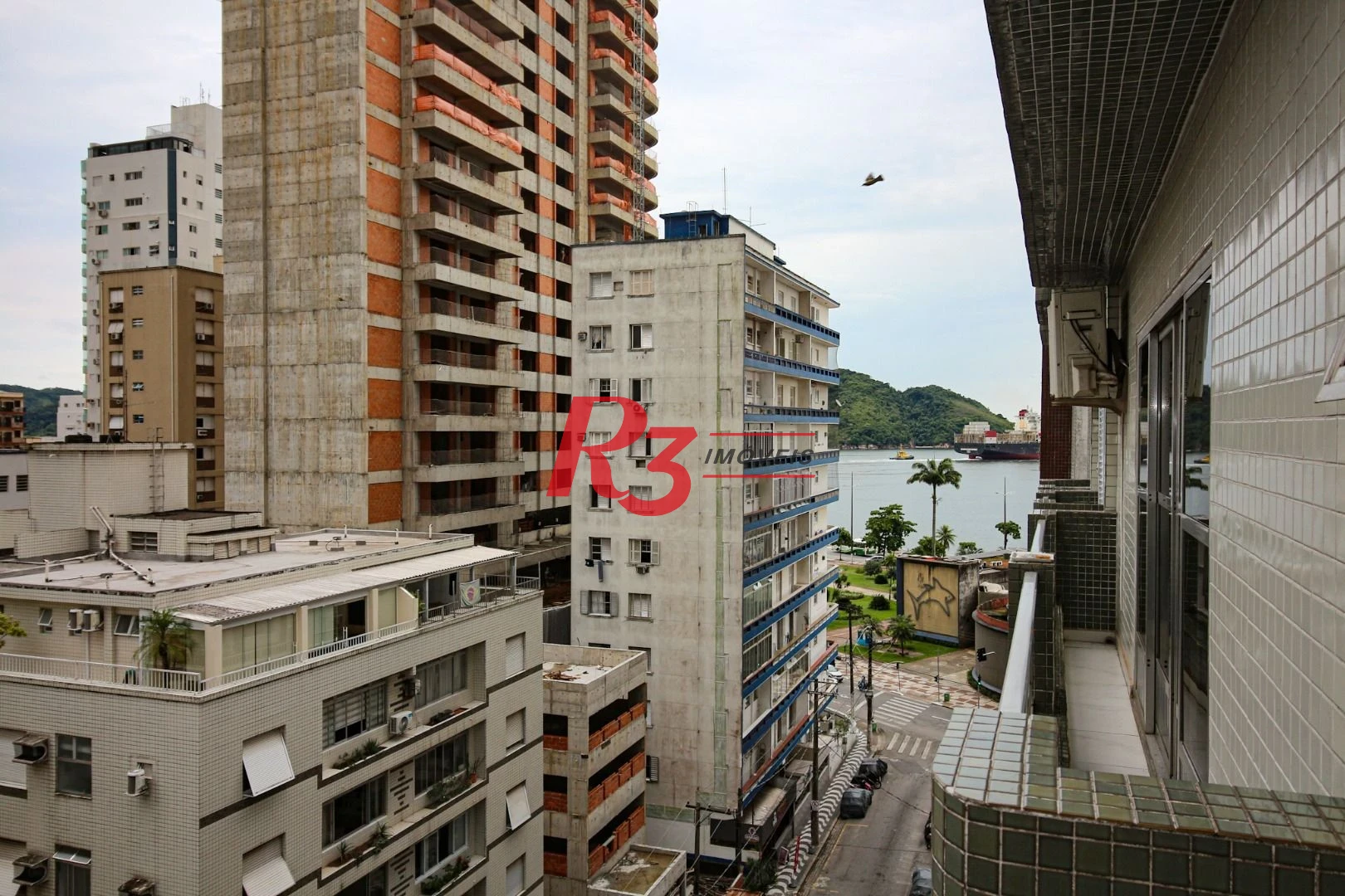 Apartamento com 3 dormitórios à venda, 125 m² por R$ 1.200.000,00 - Ponta da Praia - Santos/SP