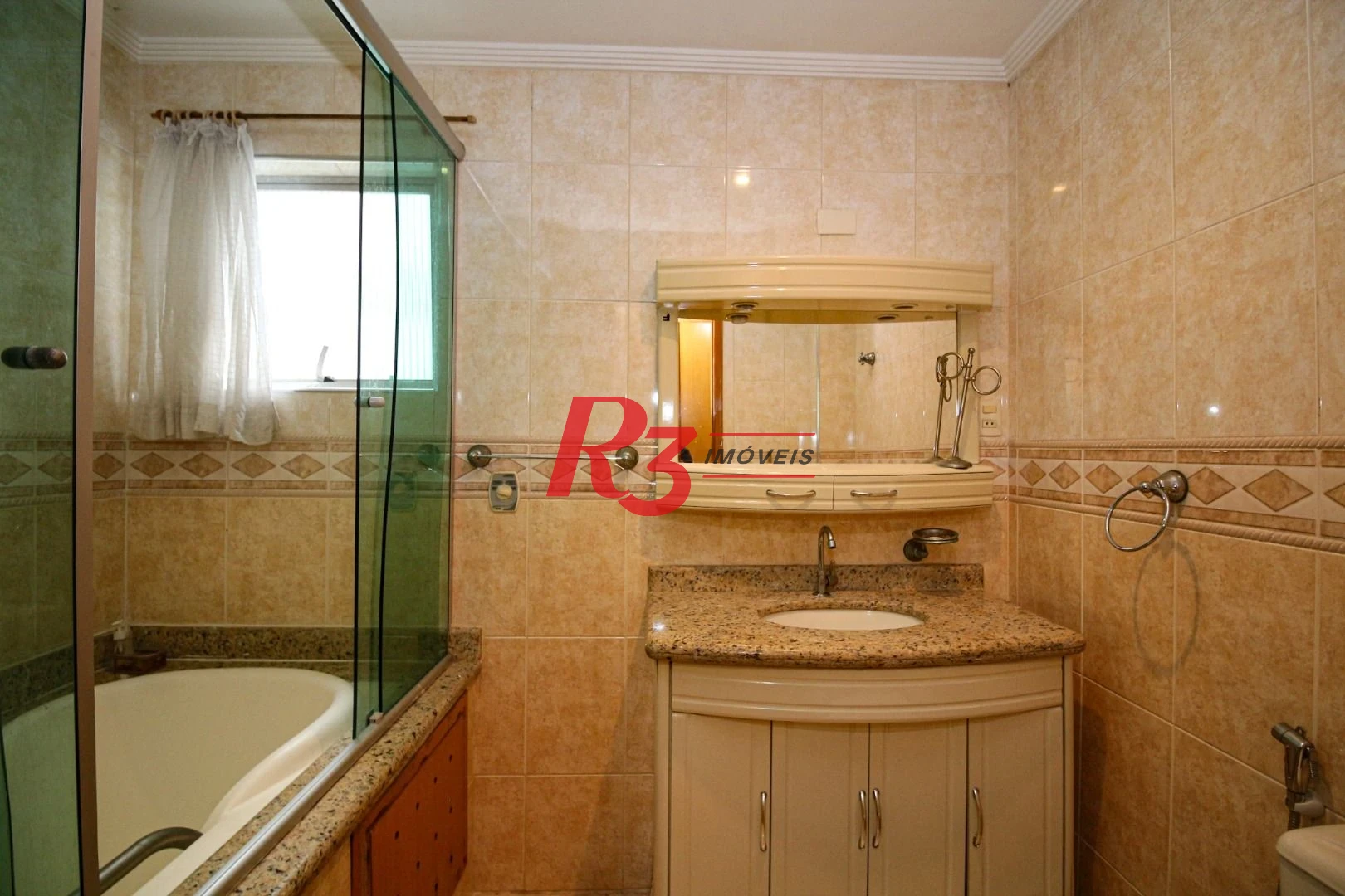 Apartamento com 3 dormitórios à venda, 125 m² por R$ 1.200.000,00 - Ponta da Praia - Santos/SP
