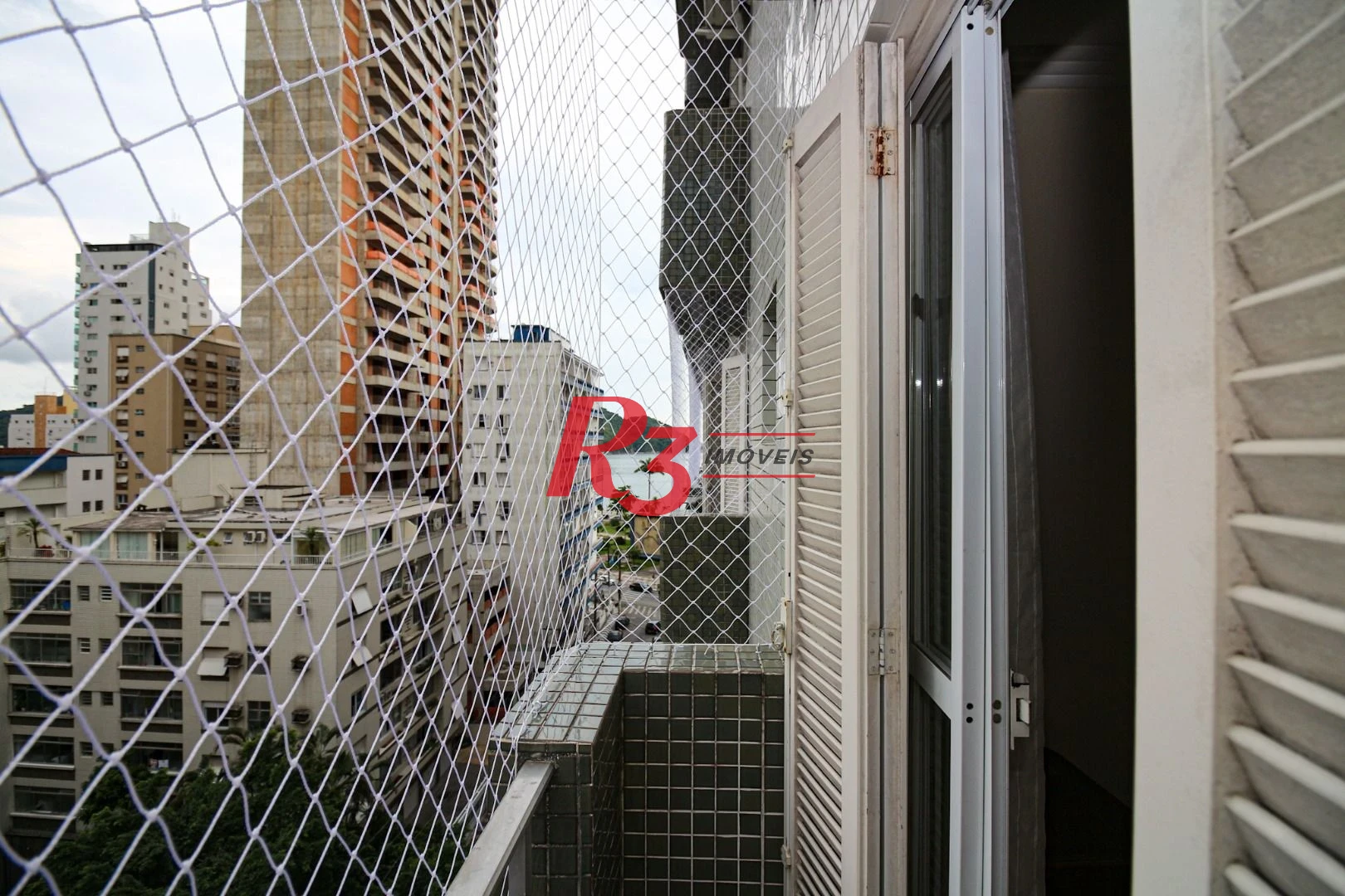 Apartamento com 3 dormitórios à venda, 125 m² por R$ 1.200.000,00 - Ponta da Praia - Santos/SP