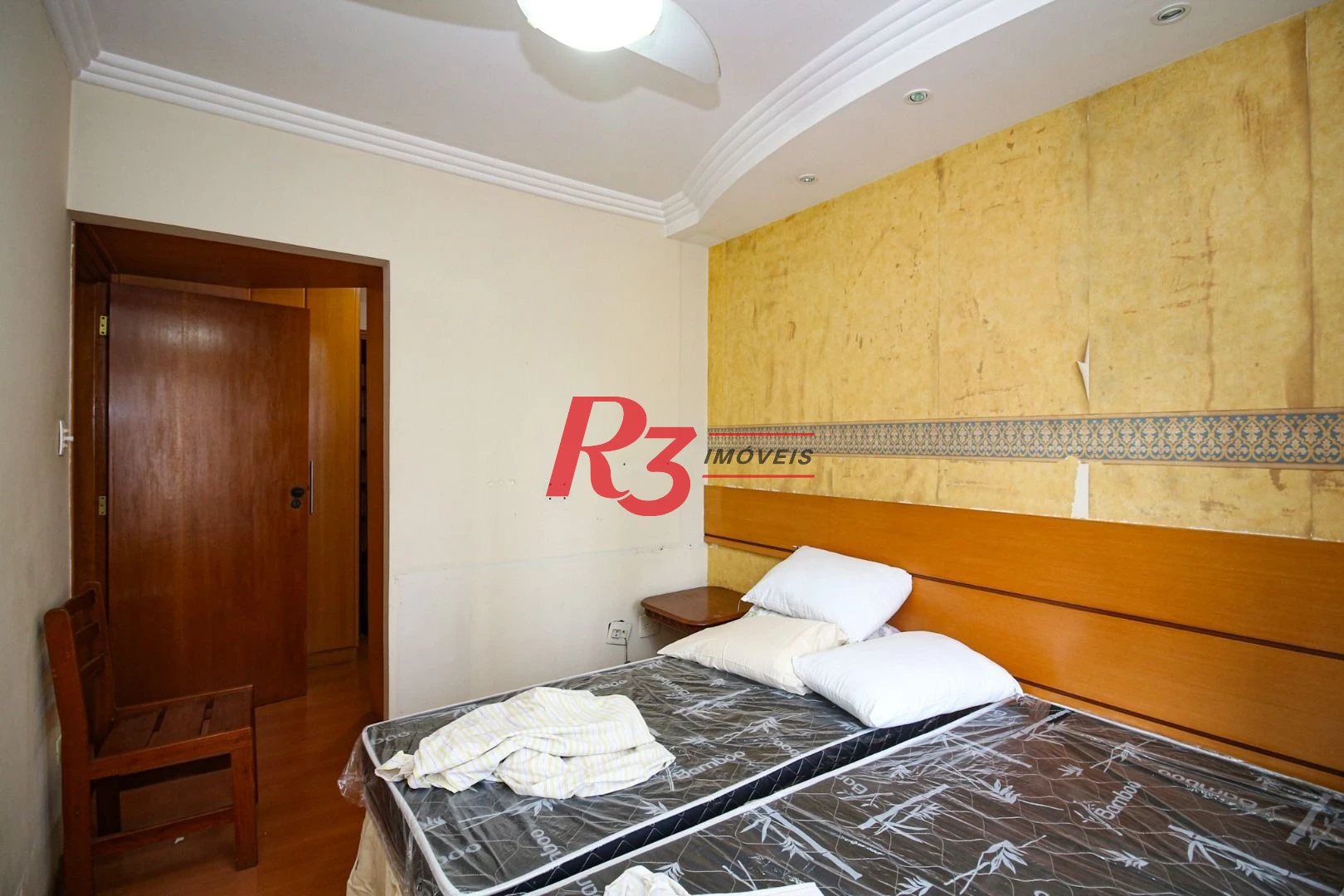 Apartamento com 3 dormitórios à venda, 125 m² por R$ 1.200.000,00 - Ponta da Praia - Santos/SP