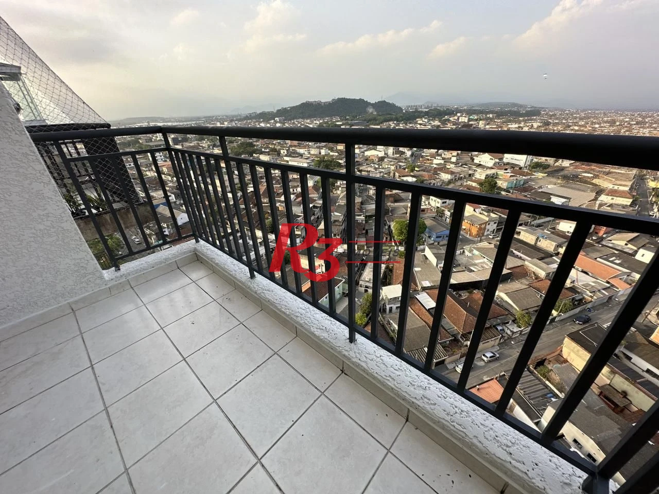 Apartamento à venda, 63 m² por R$ 346.000,00 - Areia Branca - Santos/SP