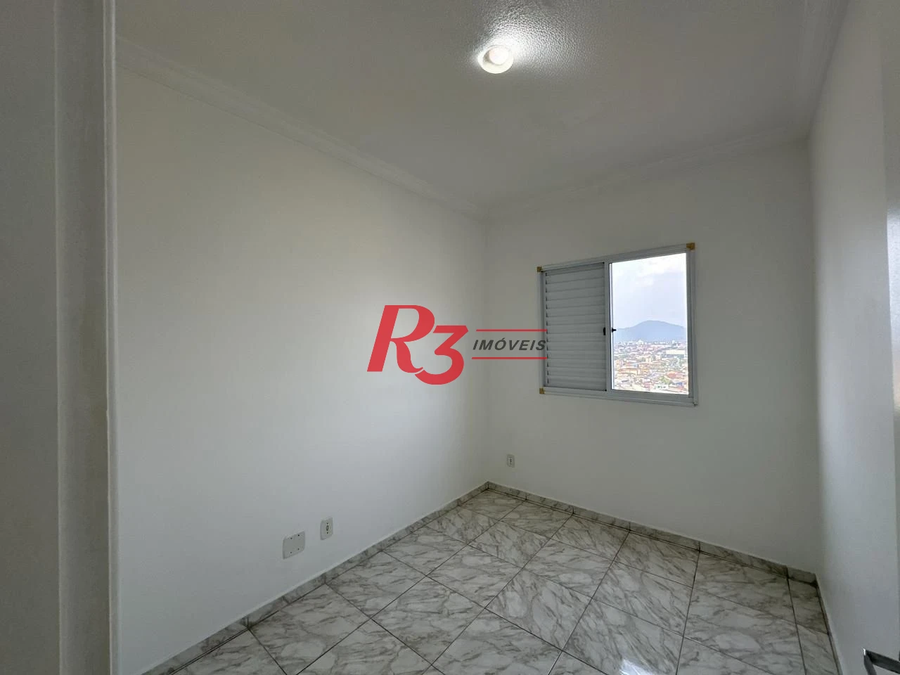 Apartamento à venda, 63 m² por R$ 346.000,00 - Areia Branca - Santos/SP