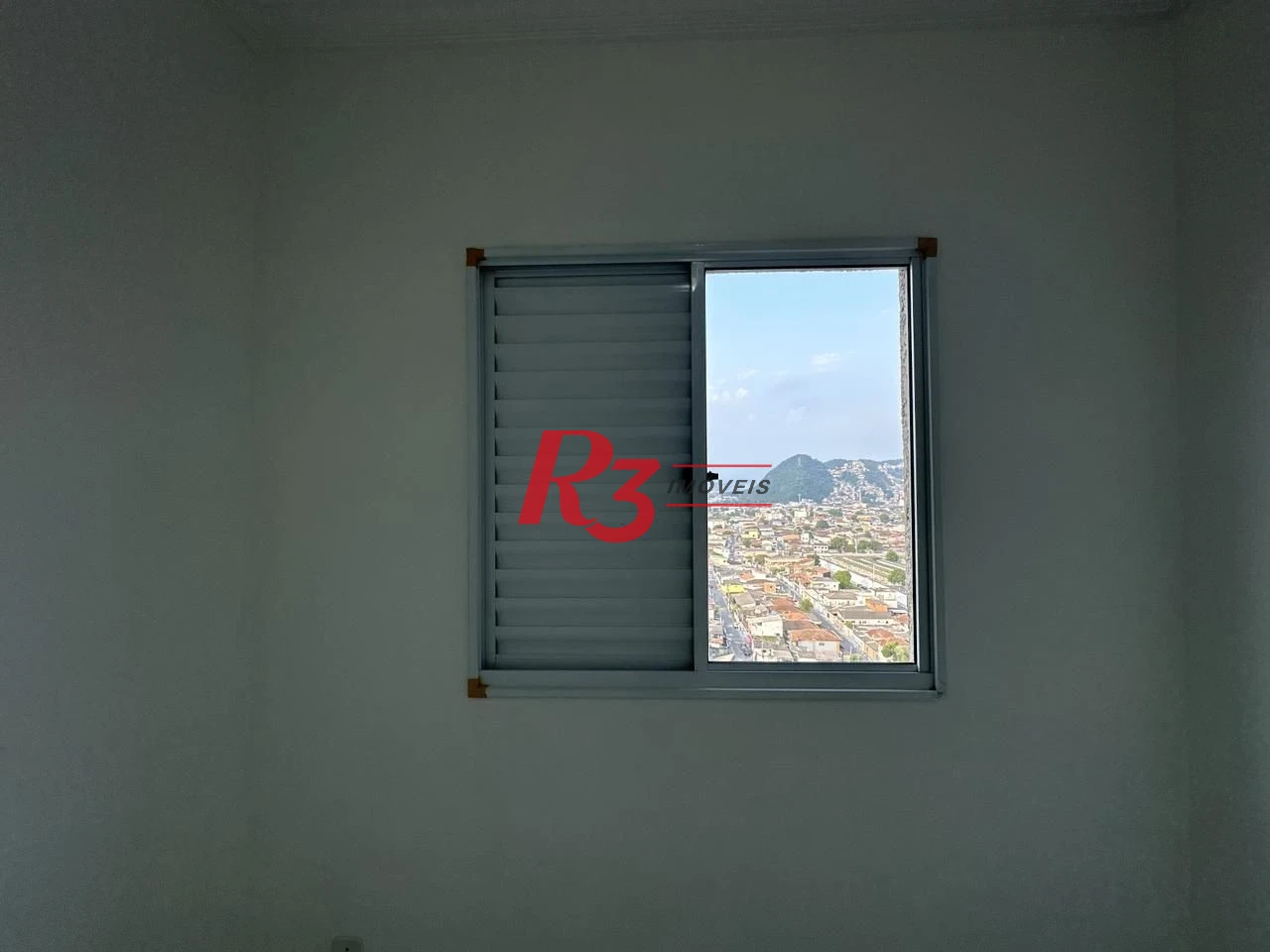 Apartamento à venda, 63 m² por R$ 346.000,00 - Areia Branca - Santos/SP