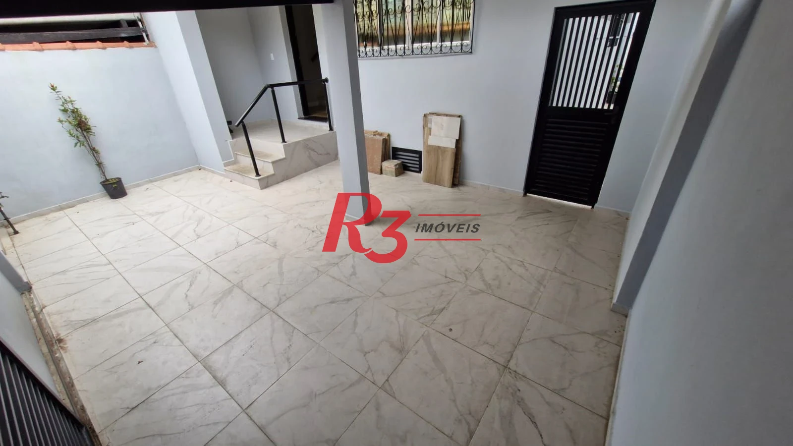 Sobrado à venda, 150 m² por R$ 700.000,00 - Centro - São Vicente/SP