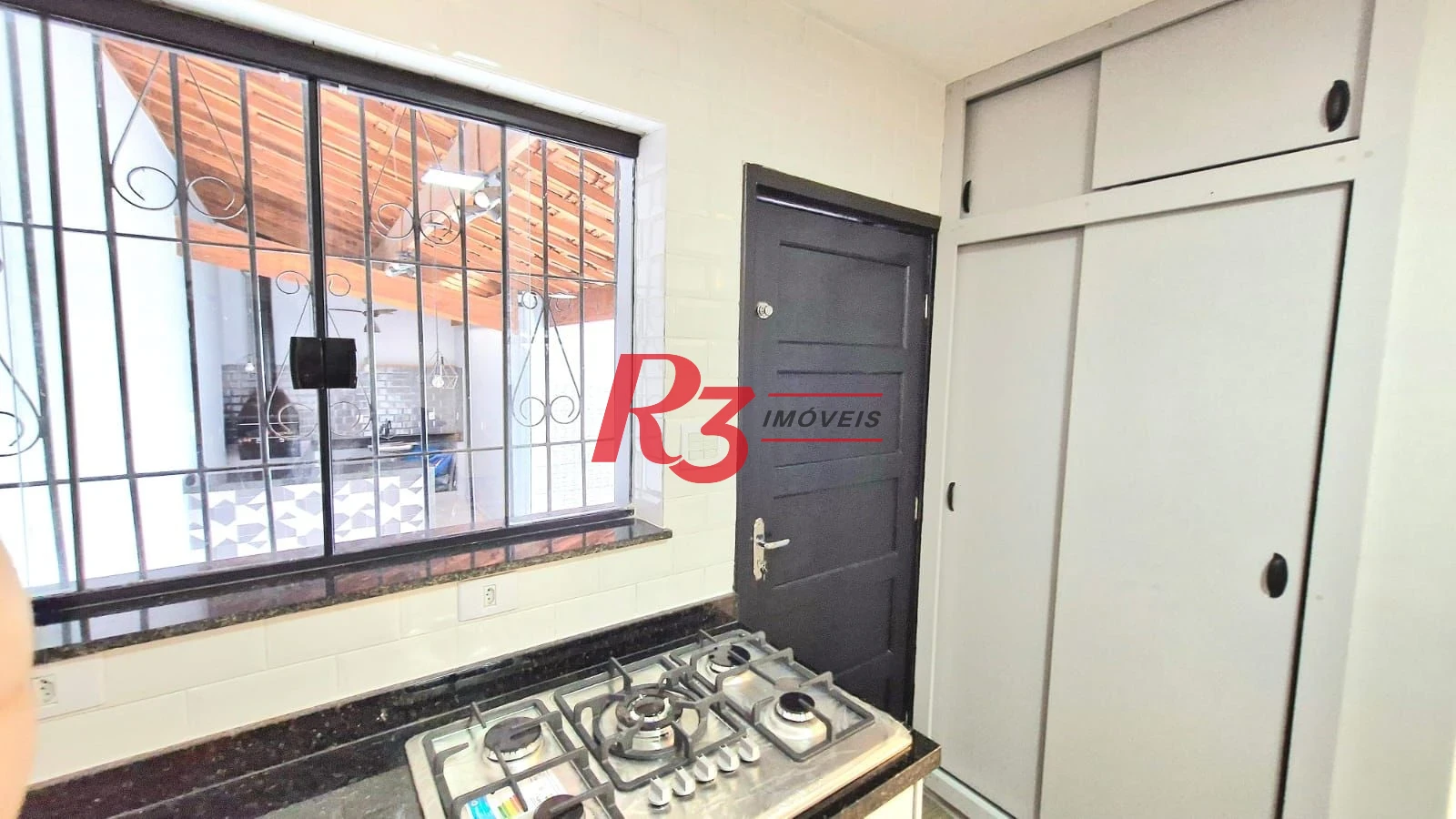 Sobrado à venda, 150 m² por R$ 700.000,00 - Centro - São Vicente/SP
