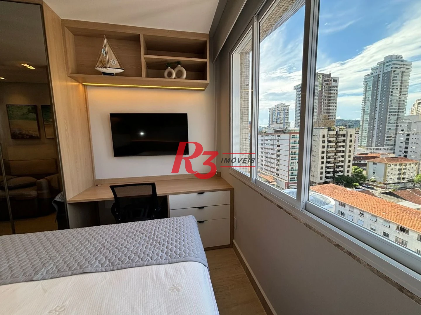 Apartamento para alugar, 44 m² por R$ 5.500,02/mês - Gonzaga - Santos/SP