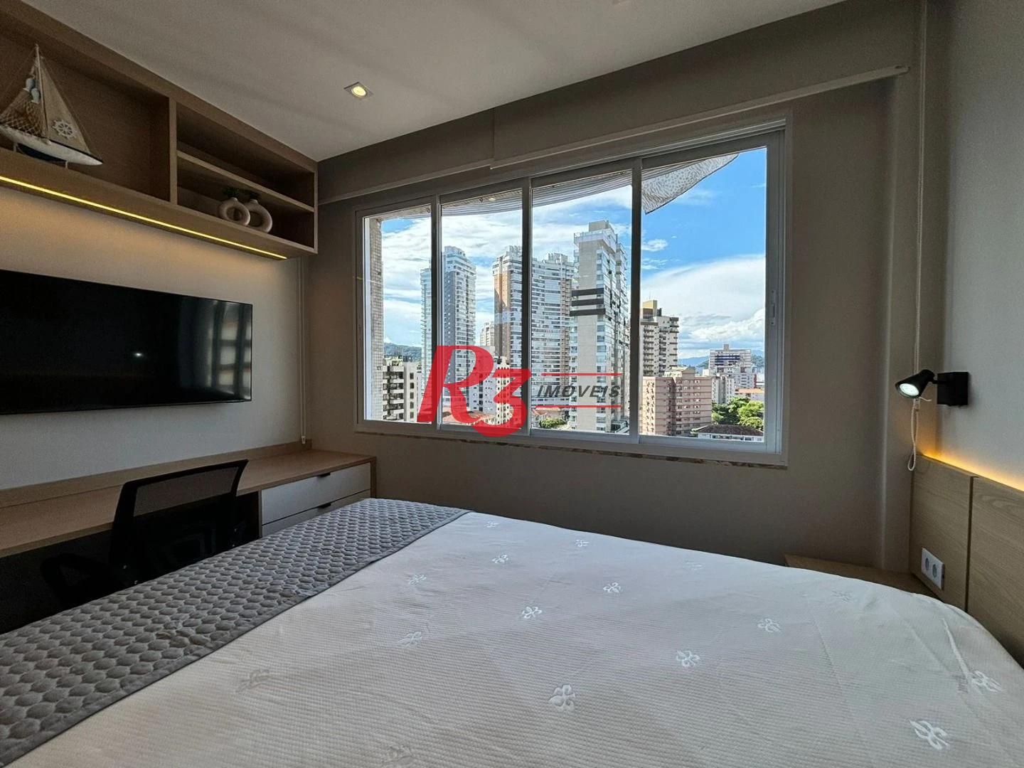 Apartamento para alugar, 44 m² por R$ 5.500,02/mês - Gonzaga - Santos/SP
