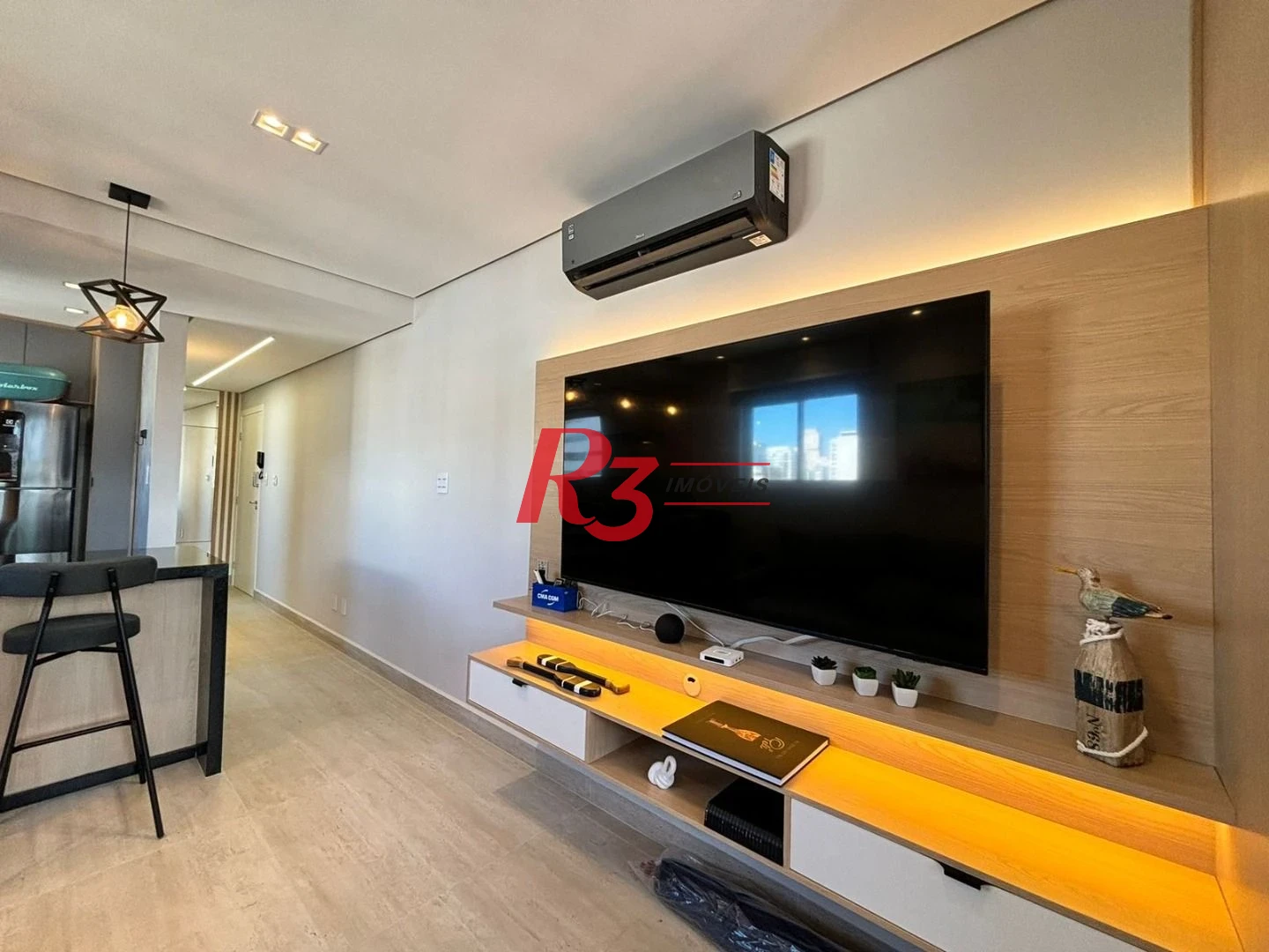 Apartamento para alugar, 44 m² por R$ 5.500,02/mês - Gonzaga - Santos/SP