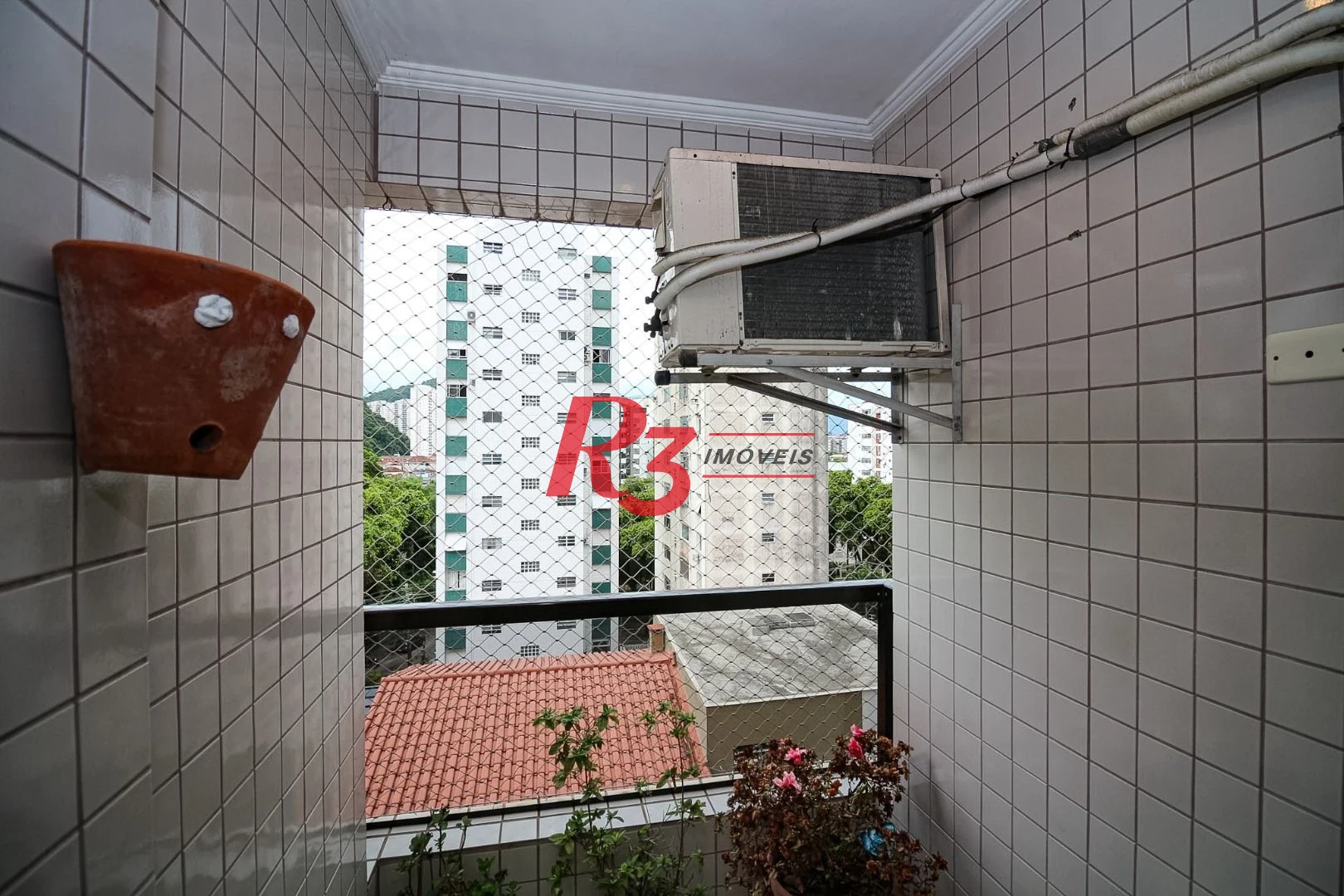 Apartamento para alugar, 67 m² por R$ 4.500,00/mês - José Menino - Santos/SP