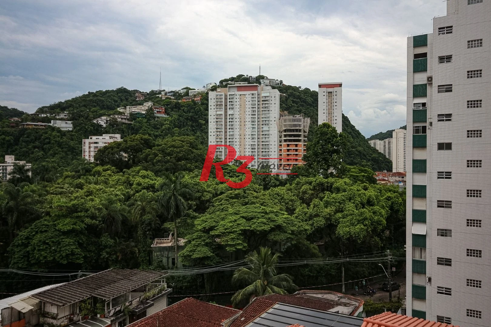 Apartamento para alugar, 67 m² por R$ 4.500,00/mês - José Menino - Santos/SP