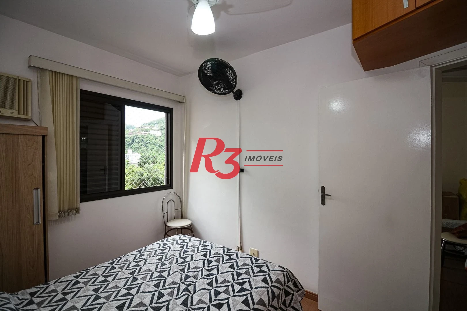 Apartamento para alugar, 67 m² por R$ 4.500,00/mês - José Menino - Santos/SP