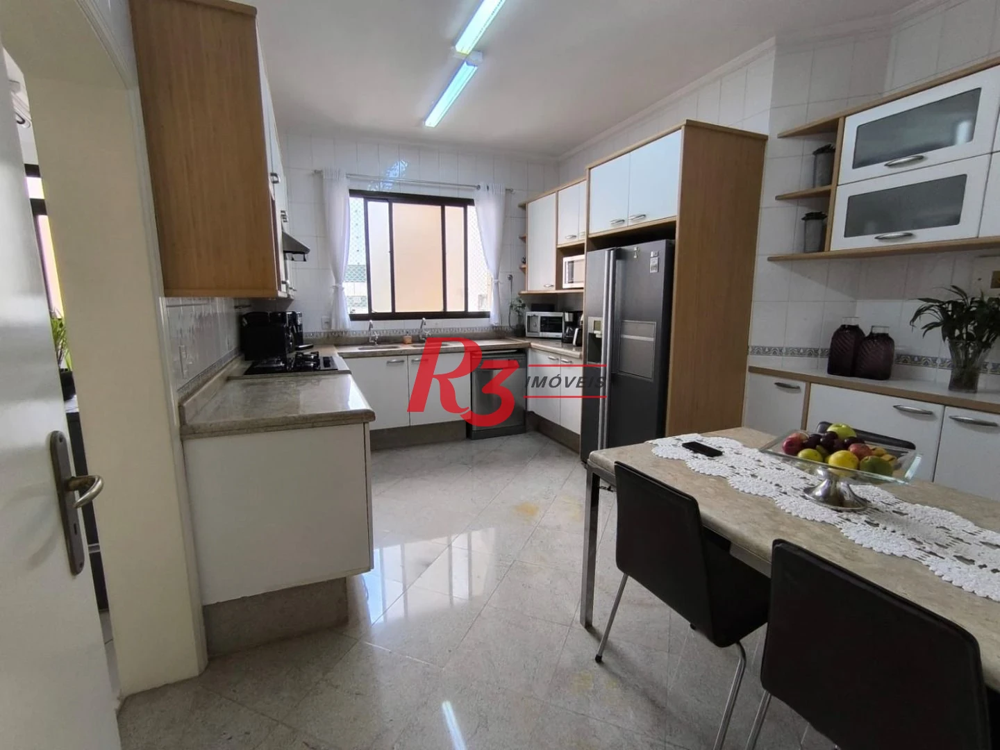 Apartamento com 3 dormitórios à venda, 209 m² por R$ 2.500.000,00 - Boqueirão - Santos/SP
