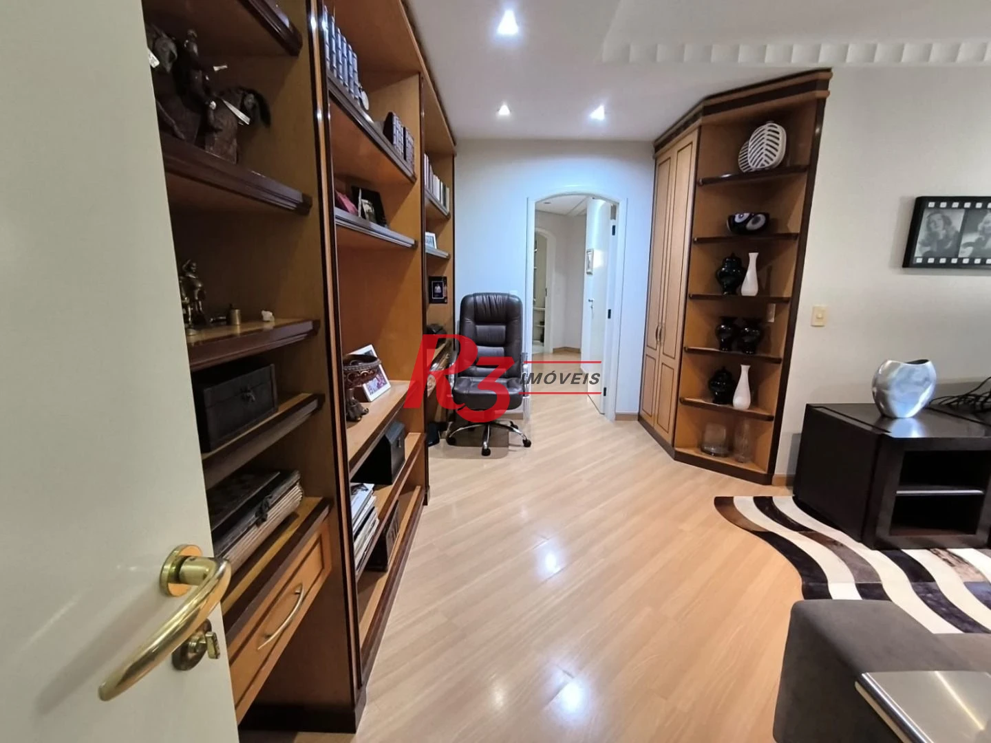 Apartamento com 3 dormitórios à venda, 209 m² por R$ 2.500.000,00 - Boqueirão - Santos/SP