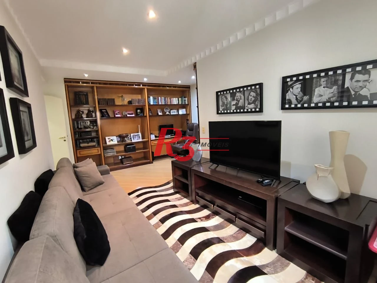 Apartamento com 3 dormitórios à venda, 209 m² por R$ 2.500.000,00 - Boqueirão - Santos/SP