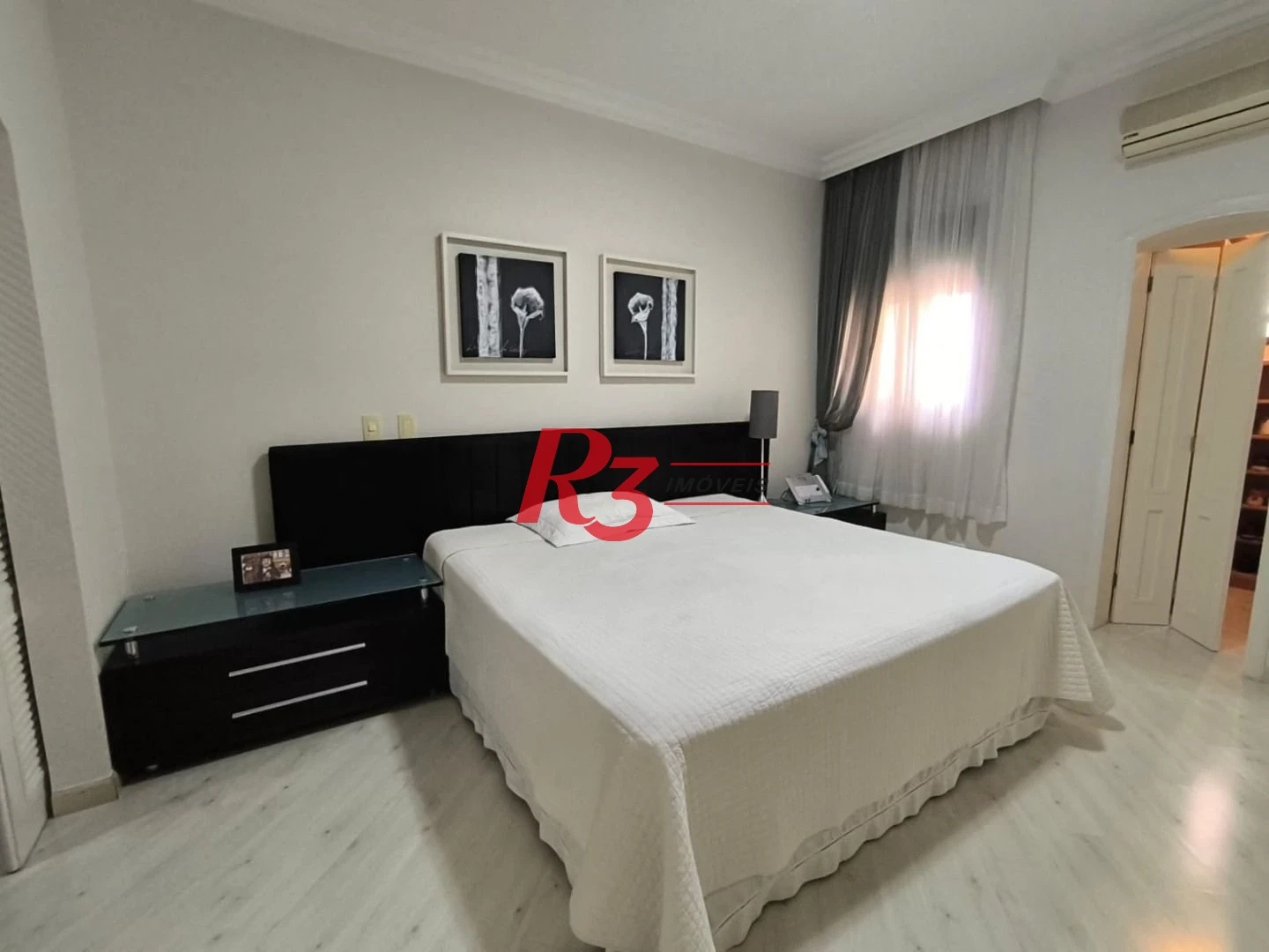 Apartamento com 3 dormitórios à venda, 209 m² por R$ 2.500.000,00 - Boqueirão - Santos/SP