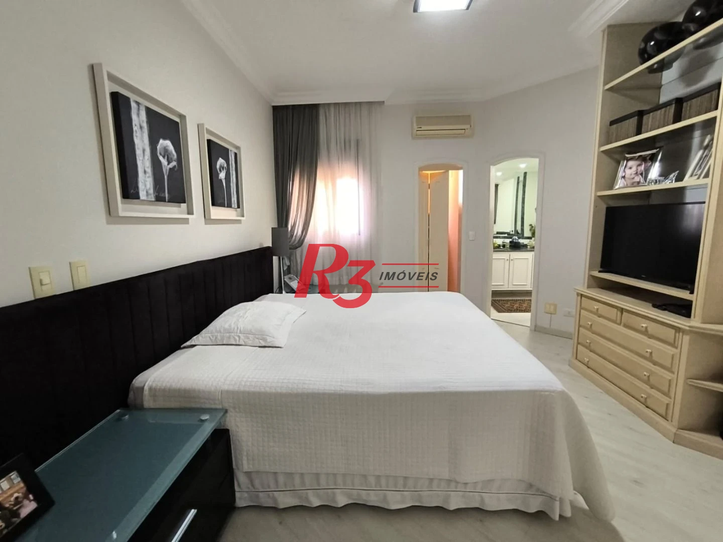 Apartamento com 3 dormitórios à venda, 209 m² por R$ 2.500.000,00 - Boqueirão - Santos/SP