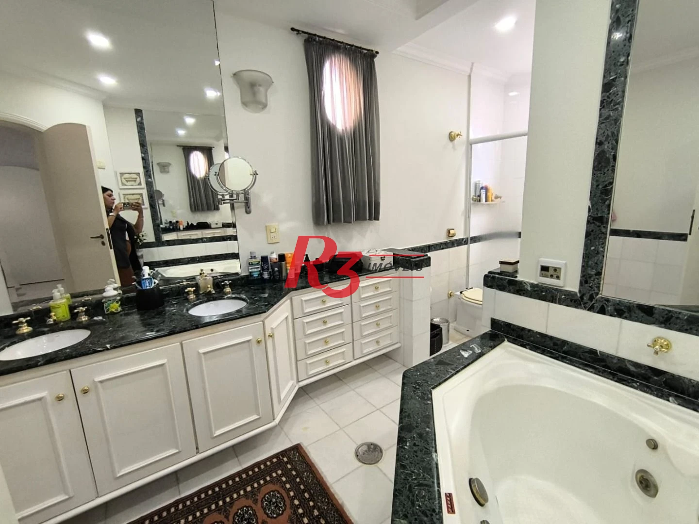 Apartamento com 3 dormitórios à venda, 209 m² por R$ 2.500.000,00 - Boqueirão - Santos/SP