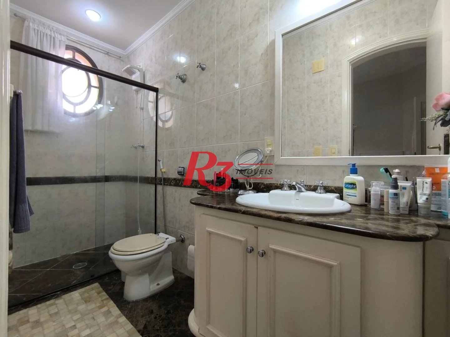 Apartamento com 3 dormitórios à venda, 209 m² por R$ 2.500.000,00 - Boqueirão - Santos/SP