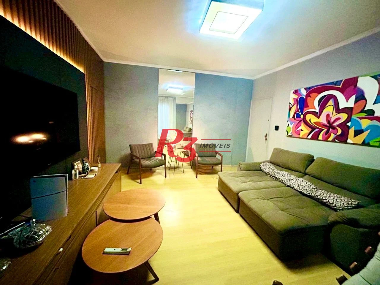 Apartamento com 2 dormitórios à venda, 115 m² por R$ 620.000,00 - Gonzaga - Santos/SP