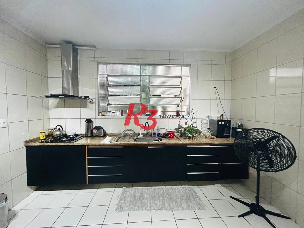 Apartamento com 2 dormitórios à venda, 115 m² por R$ 620.000,00 - Gonzaga - Santos/SP