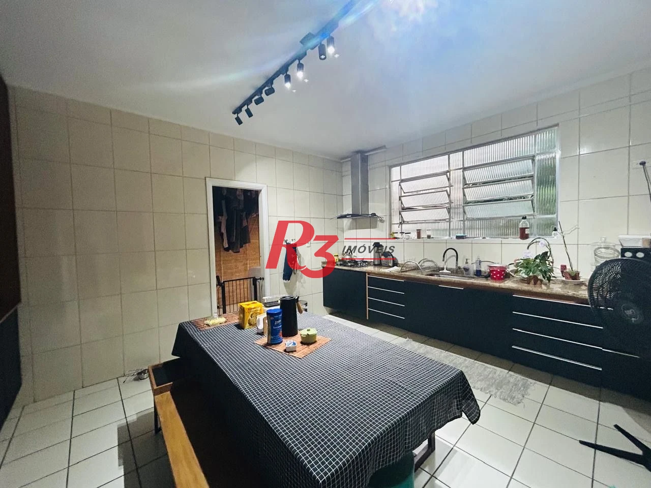 Apartamento com 2 dormitórios à venda, 115 m² por R$ 620.000,00 - Gonzaga - Santos/SP