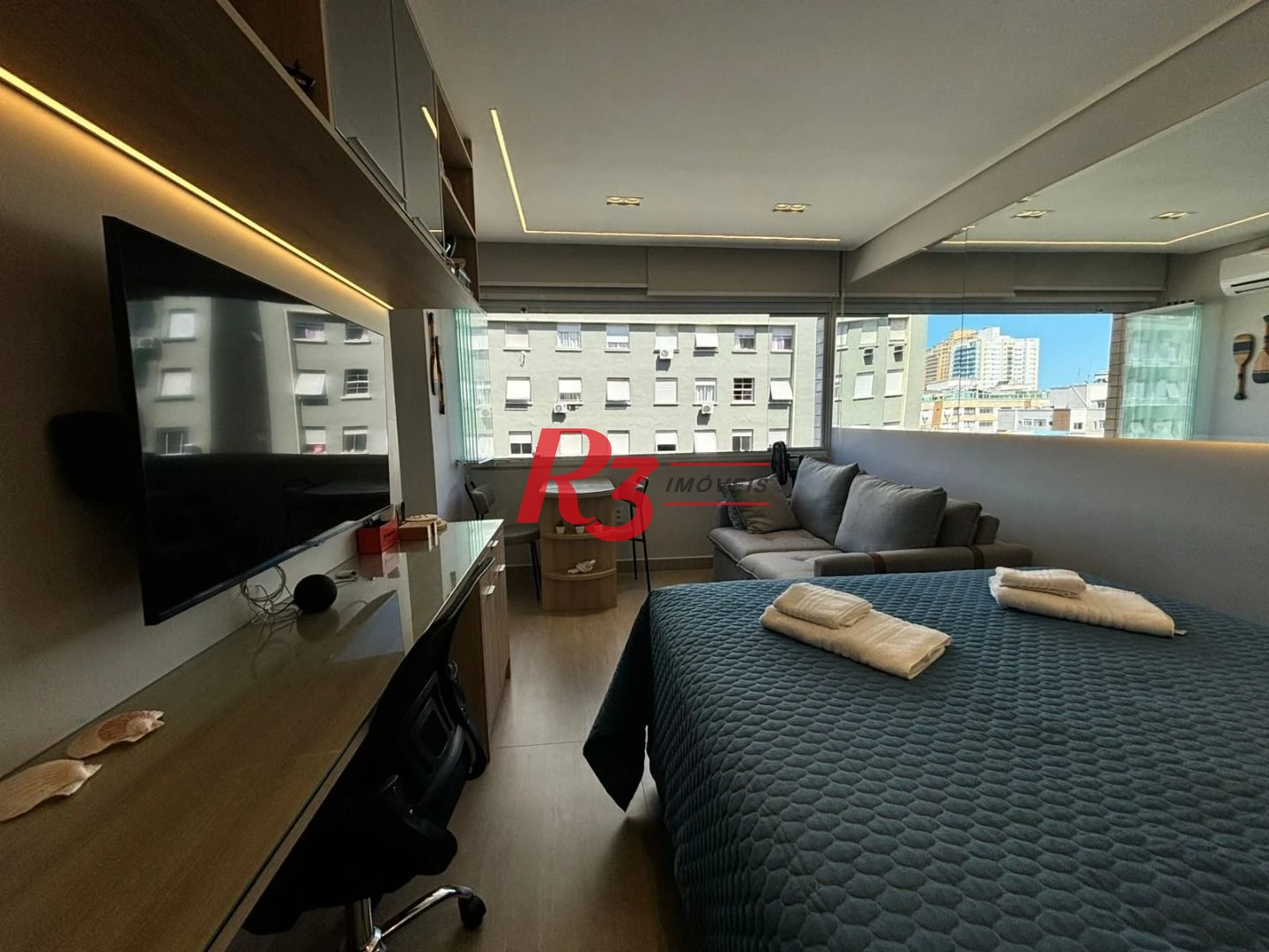Kitnet para alugar, 28 m² por R$ 5.000,02/mês - Embaré - Santos/SP