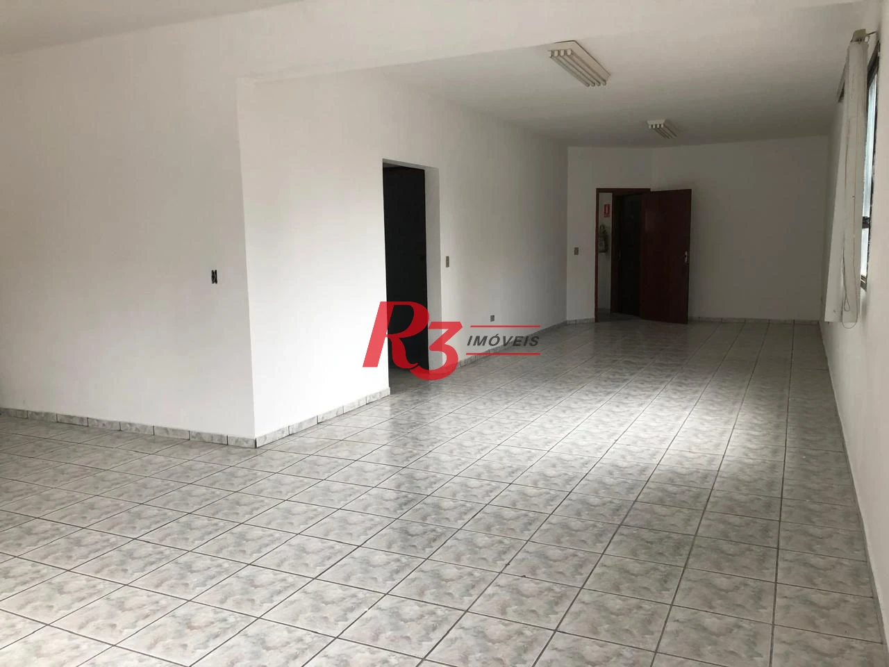 Prédio para alugar, 1000 m² por R$ 33.000,00/mês - Gonzaga - Santos/SP