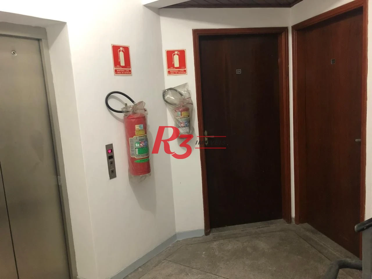 Prédio para alugar, 1000 m² por R$ 33.000,00/mês - Gonzaga - Santos/SP