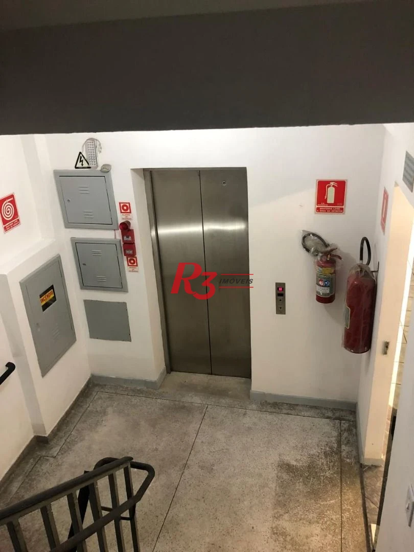 Prédio para alugar, 1000 m² por R$ 33.000,00/mês - Gonzaga - Santos/SP