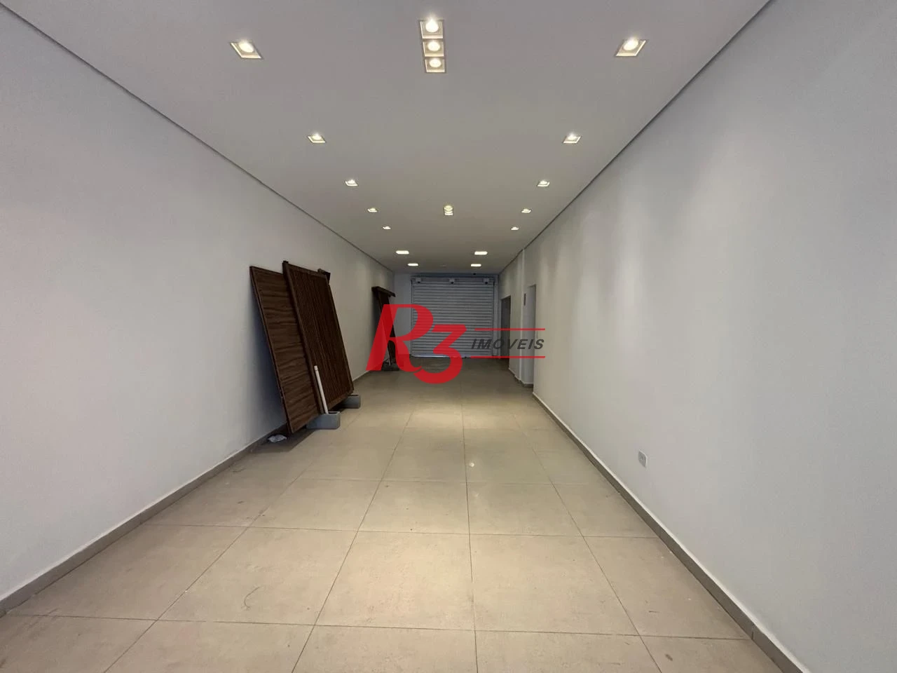 Prédio para alugar, 1000 m² por R$ 32.300,00/mês - Gonzaga - Santos/SP
