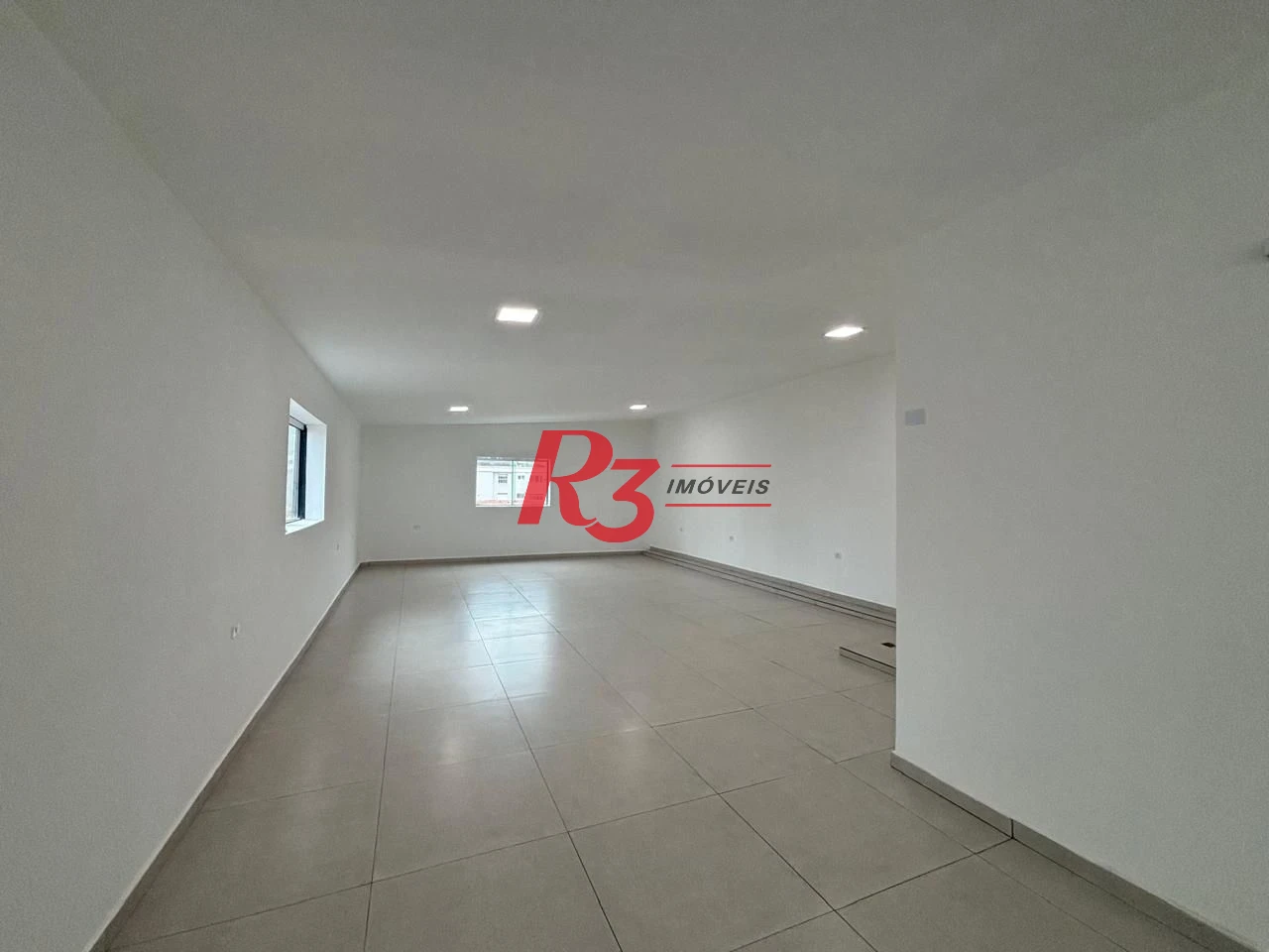 Prédio para alugar, 1000 m² por R$ 32.300,00/mês - Gonzaga - Santos/SP