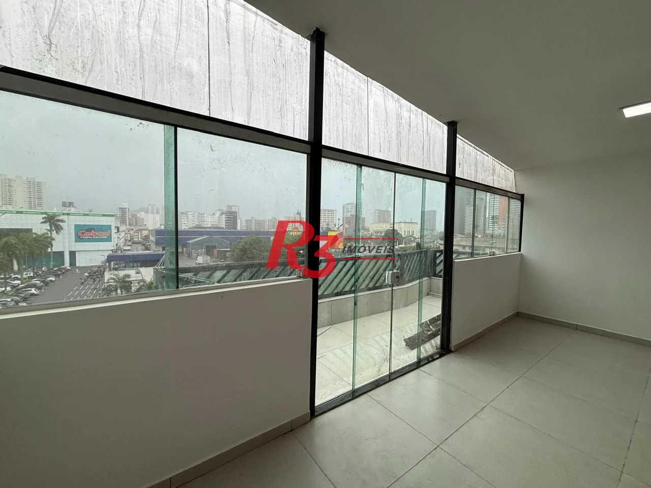 Prédio para alugar, 1000 m² por R$ 32.300,00/mês - Gonzaga - Santos/SP