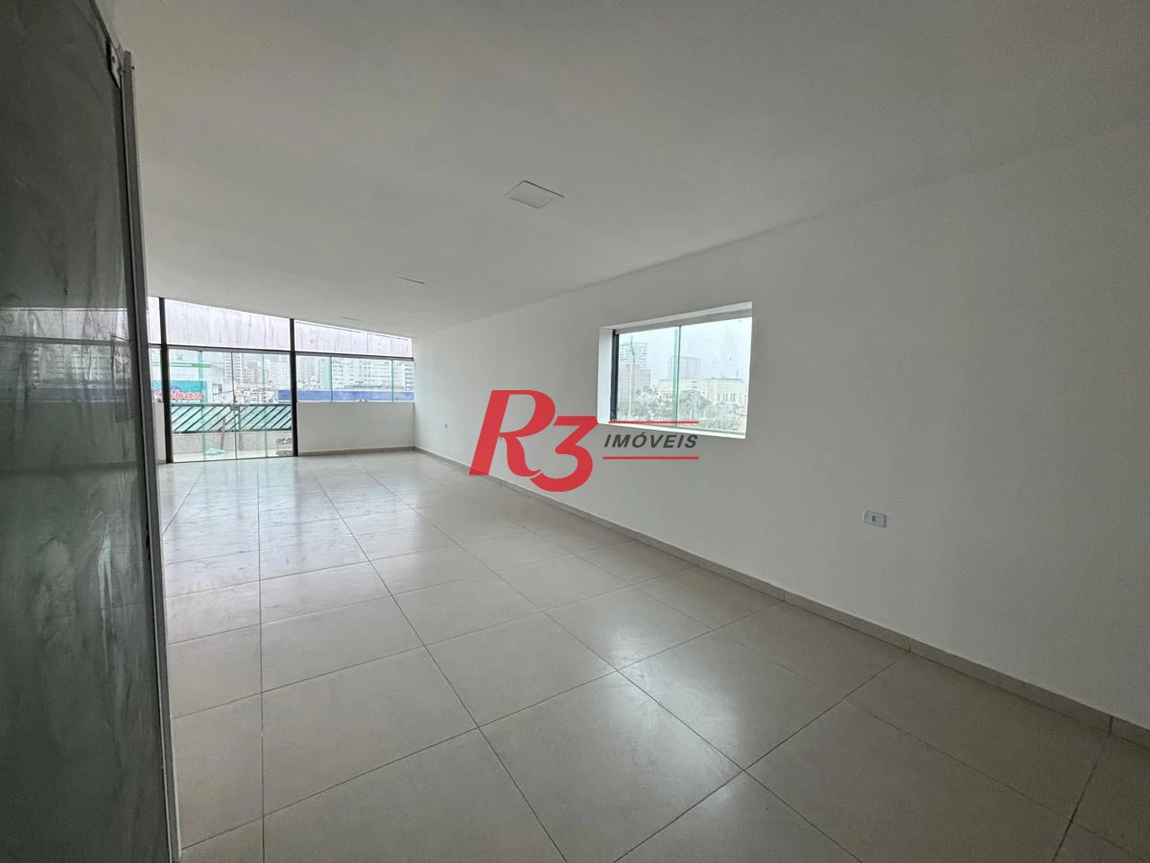 Prédio para alugar, 1000 m² por R$ 32.300,00/mês - Gonzaga - Santos/SP