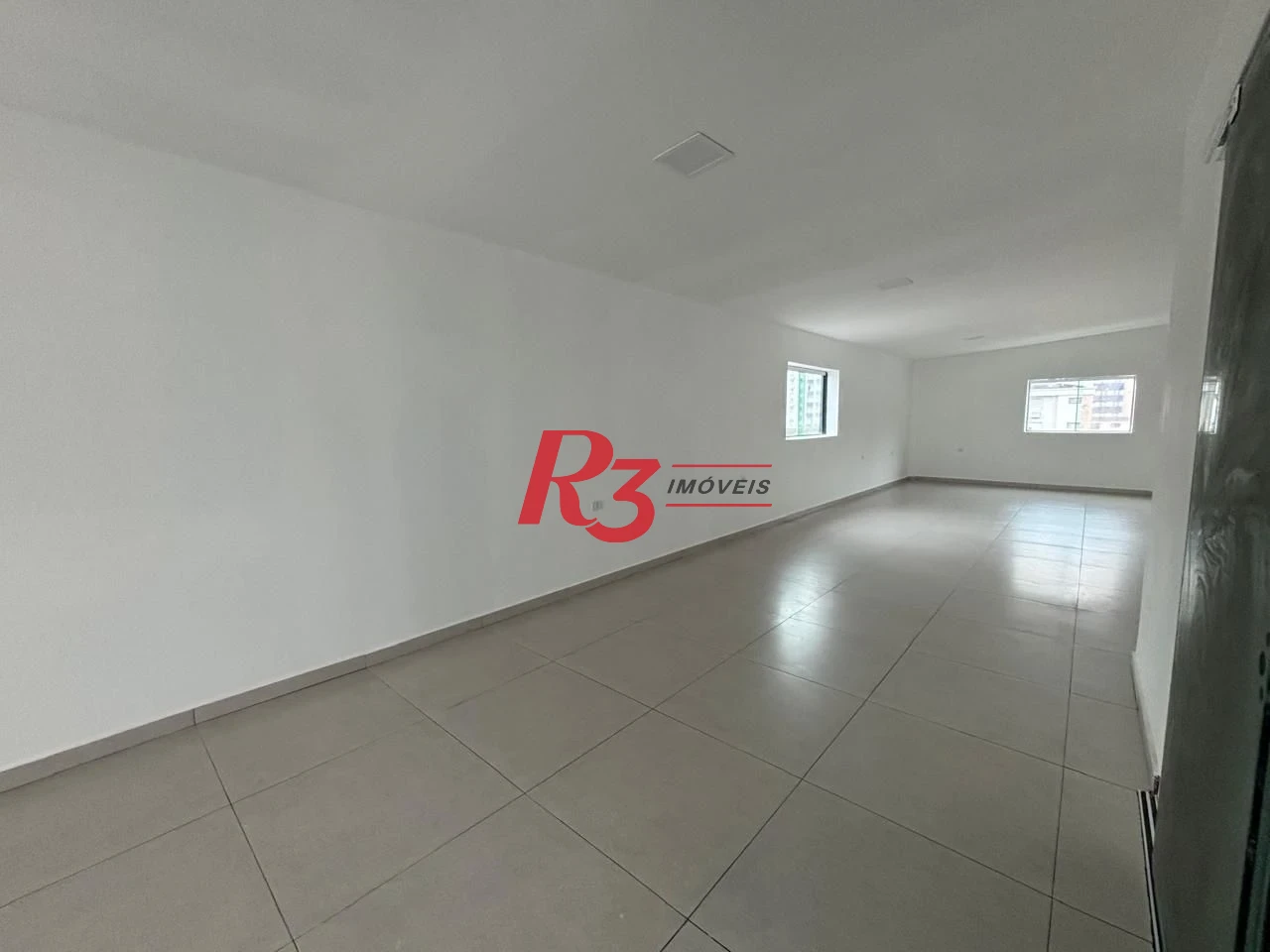 Prédio para alugar, 1000 m² por R$ 32.300,00/mês - Gonzaga - Santos/SP