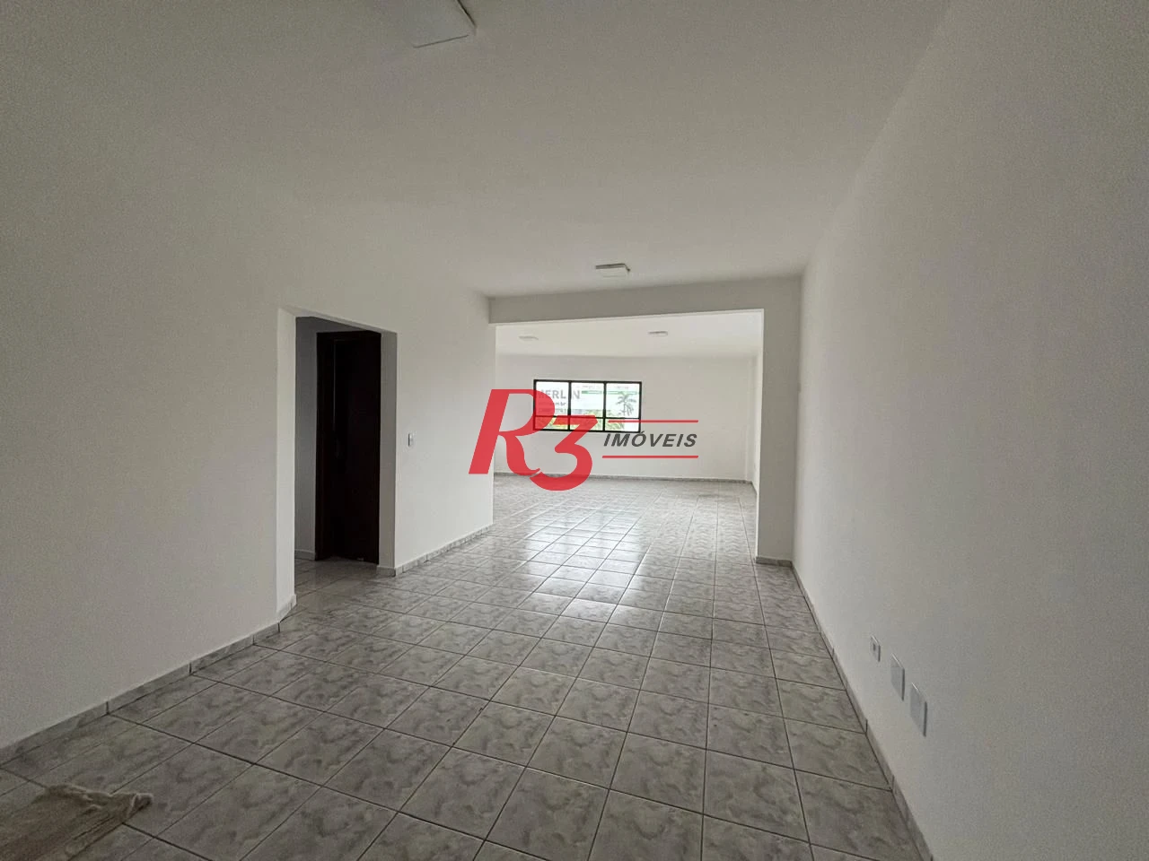 Prédio para alugar, 1000 m² por R$ 32.300,00/mês - Gonzaga - Santos/SP