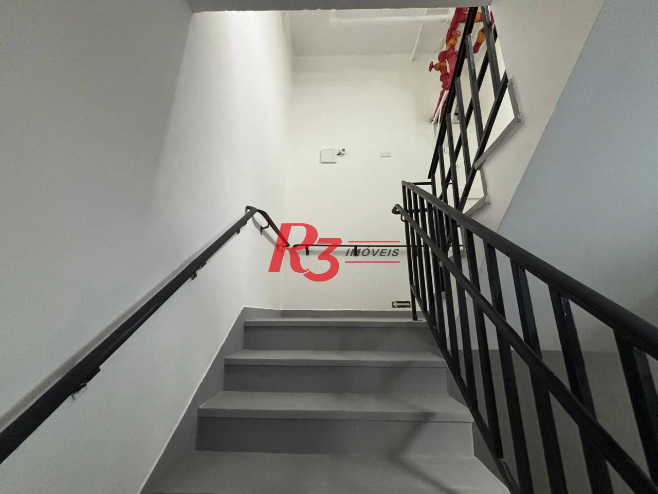 Prédio para alugar, 1000 m² por R$ 32.300,00/mês - Gonzaga - Santos/SP