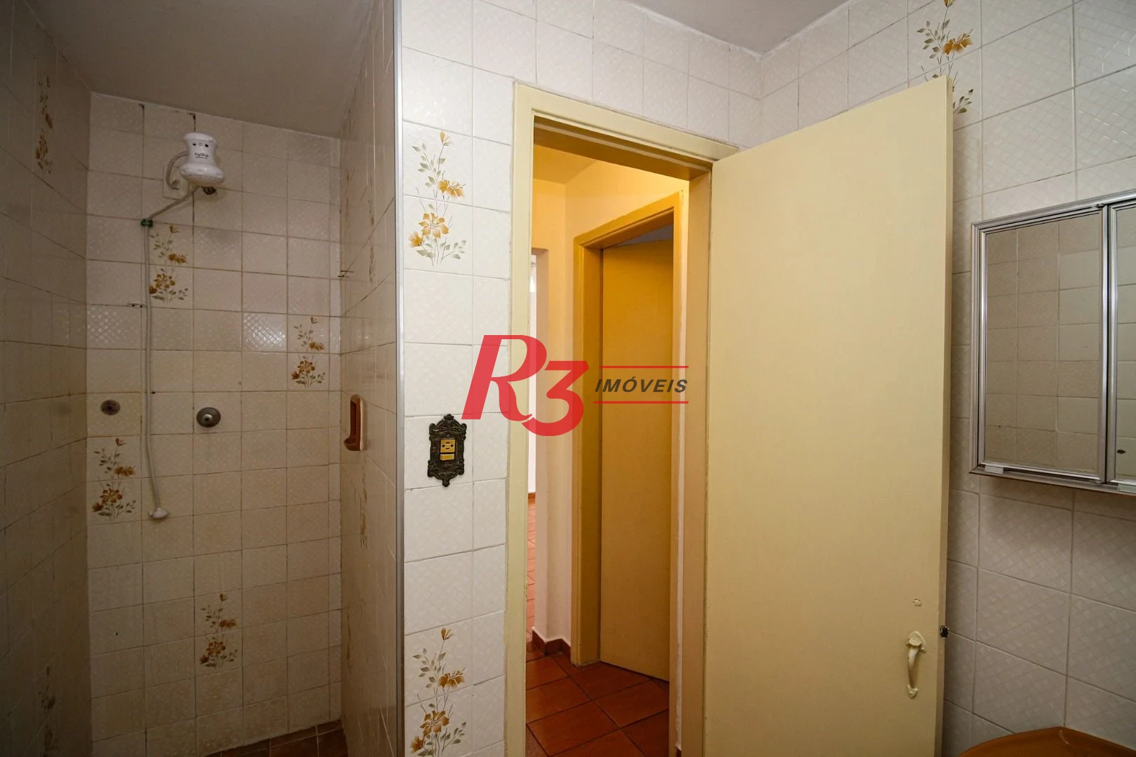 Apartamento com 1 dormitório à venda, 52 m² por R$ 375.000,00 - Gonzaga - Santos/SP