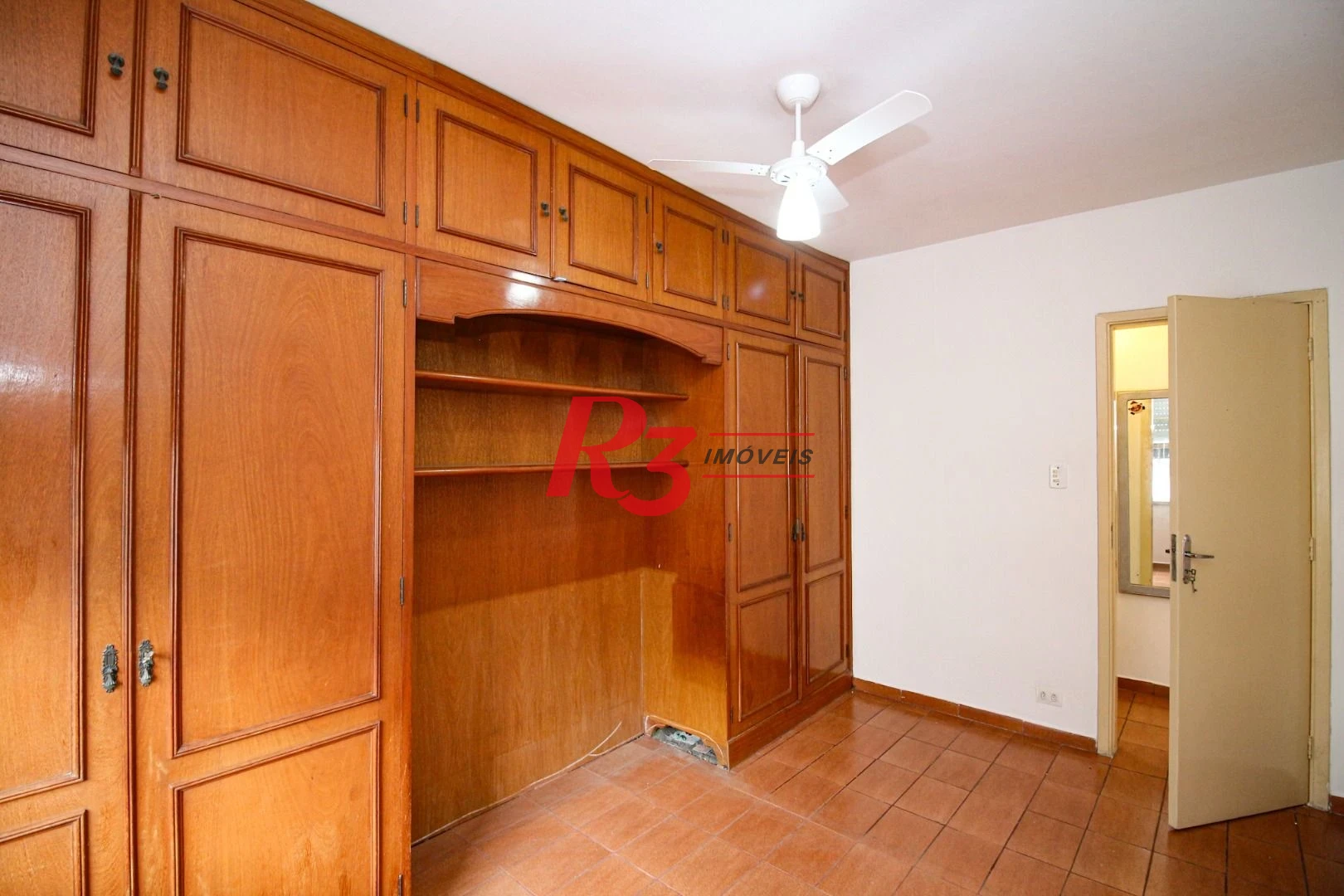 Apartamento com 1 dormitório à venda, 52 m² por R$ 375.000,00 - Gonzaga - Santos/SP