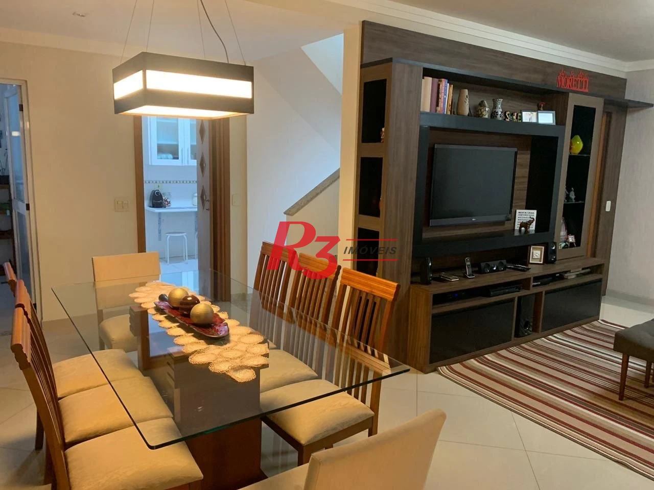 Village com 3 dormitórios à venda, 186 m² por R$ 1.065.000,00 - Gonzaga - Santos/SP